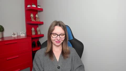 Zoe online show from October 15, 7:22 am