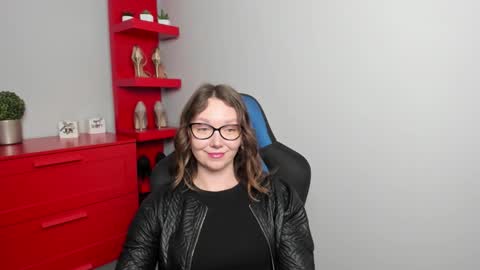 Zoe online show from November 7, 8:20 am