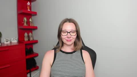 Zoe online show from May 25, 6:34 am