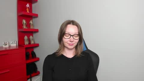 Zoe online show from May 11, 6:48 am