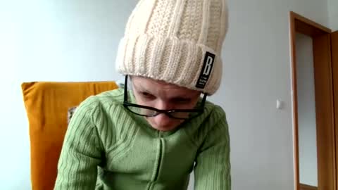 Raluca online show from March 27, 12:39 pm