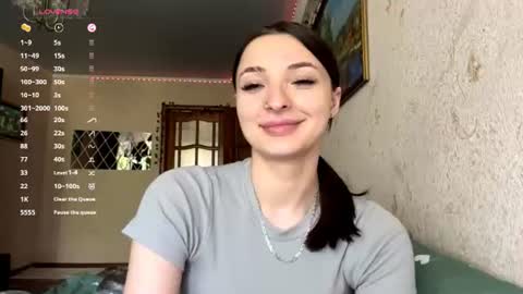 Melissa online show from June 10, 1:54 pm