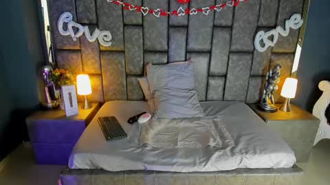 becca scotts online show from September 24, 1:21 pm