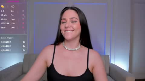 Am Becca online show from May 11, 2:45 pm