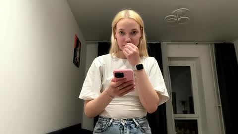 Kate online show from June 2, 9:27 pm