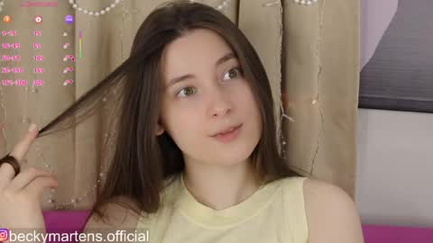 BeckyMartens come join me on    while im offline here  online show from May 15, 4:05 am