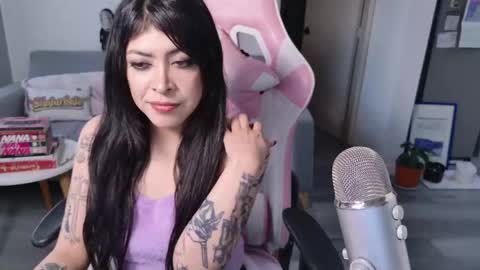 Amber UwU IM MOVING AND IS CRAZY ILL BE BACK VERY SOON 3 MISS YA ALREADY online show from May 22, 10:19 pm
