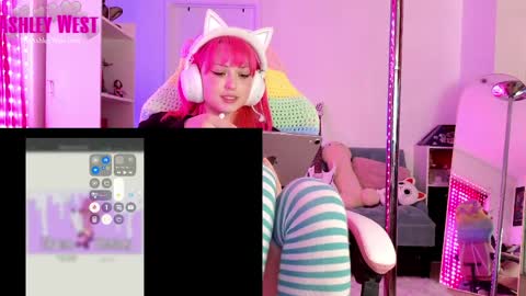  Ashley West  online show from March 26, 6:42 pm