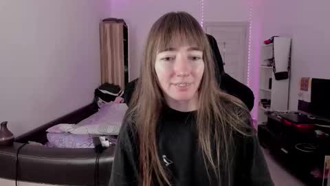 Snapshot of bekkawell chatting on September 15, 12:13 pm Lisa online show from September 15, 12:13 pm