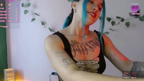 Snapshot of bell_art chatting on September 12, 6:48 pm online show from September 12, 6:48 pm