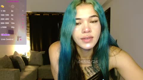 Snapshot of bell_art chatting on February 4, 12:22 pm online show from February 4, 12:22 pm