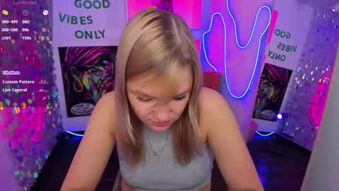 Bella online show from March 29, 11:09 am