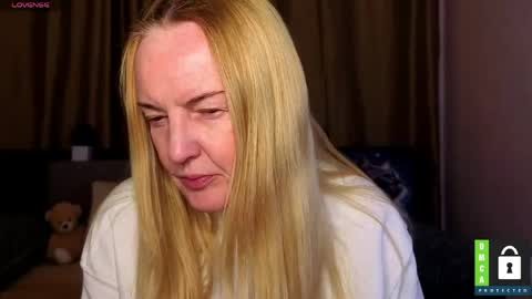 Bella online show from May 5, 11:24 am