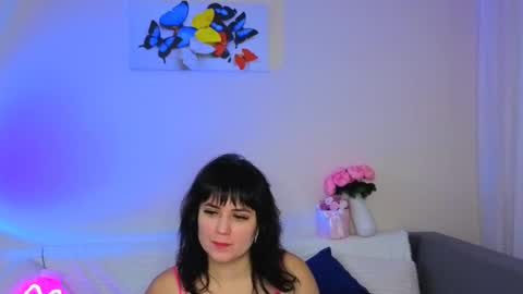 Bella online show from October 8, 7:29 pm