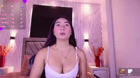 bella_martini_ online show from July 8, 12:18 pm