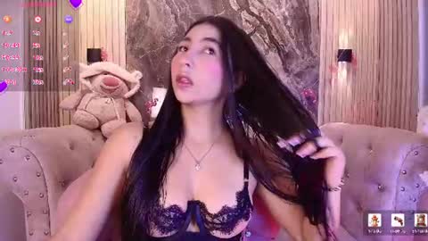 bella_martini_ online show from July 10, 12:38 pm