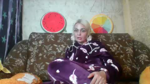 Snapshot of bella_nathalie chatting on October 19, 2:30 pm Bella Nathalie online show from October 19, 2:30 pm