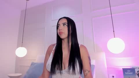  B E L L A   online show from March 21, 8:25 pm