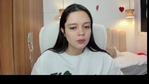  Bella Hadid  online show from February 16, 11:27 am