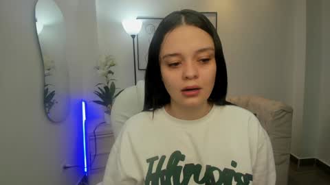  Bella Hadid  online show from December 27, 11:28 am