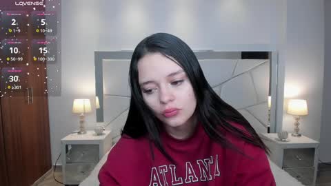  Bella Hadid  online show from December 24, 11:28 am