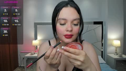  Bella Hadid  online show from February 8, 11:33 am