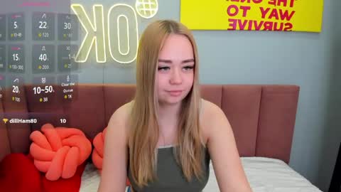 Bella online show from May 12, 1:47 am