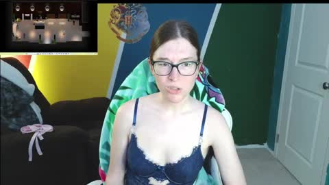 BellaBlake96 online show from May 12, 6:14 pm