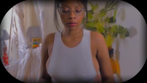 Bellah Blakes-Sarah Scrumptious Lee online show from September 18, 2:10 am