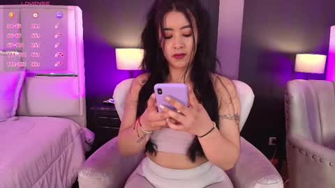 Bella online show from February 7, 1:04 pm