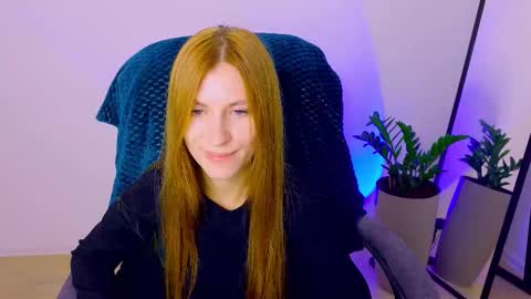 BellaFoxi online show from September 15, 4:25 pm