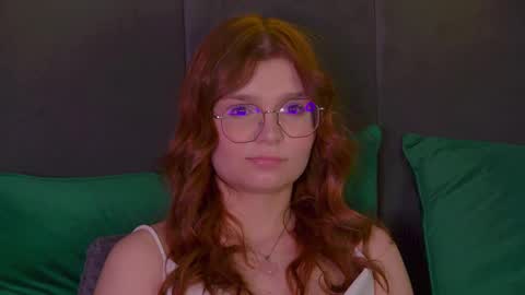 BellaMarebelle online show from March 9, 2:15 am