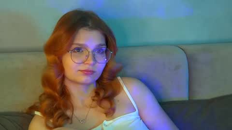 BellaMarebelle online show from October 11, 4:50 am