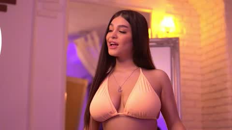 Bella online show from September 29, 6:24 pm