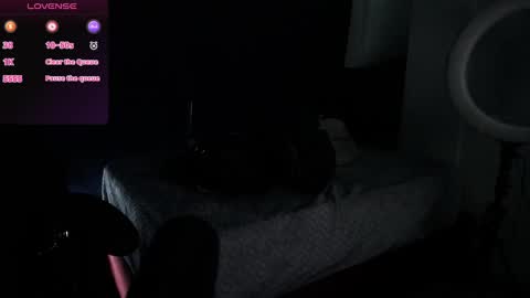   online show from January 9, 1:02 pm