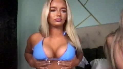 Bella online show from November 19, 3:50 am