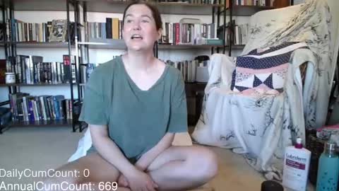 BellaStrange69 online show from May 27, 1:30 pm