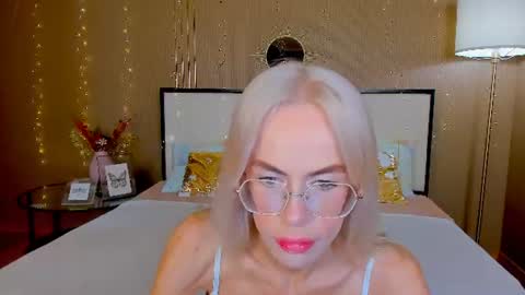 Bella online show from June 28, 12:50 am