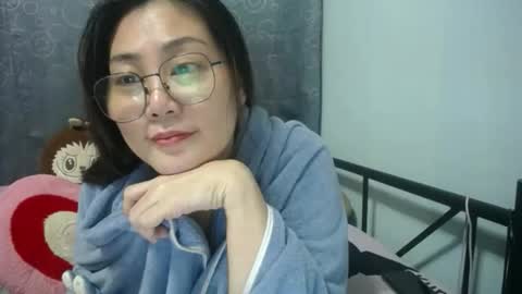 Bella online show from November 9, 1:22 am