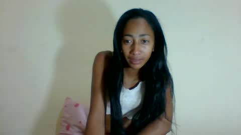 belle_annah online show from June 19, 1:43 am