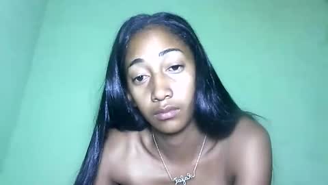 belle_annah online show from April 6, 4:46 am