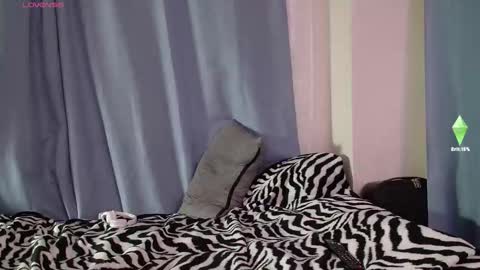 bellezza0 online show from March 27, 1:18 am