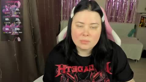 LinaBoo online show from May 11, 7:54 am