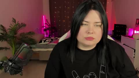 LinaBoo online show from October 14, 5:15 pm