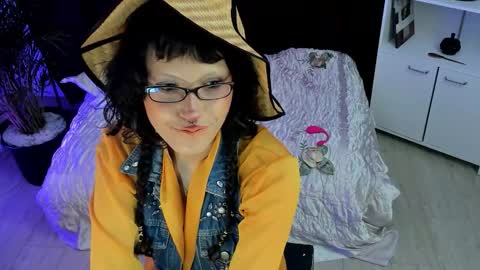 Snapshot of berkanasolde chatting on October 28, 7:14 am Berki new account online show from October 28, 7:14 am