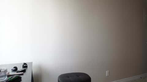 Chloe Next stream on Friday online show from December 22, 8:23 pm