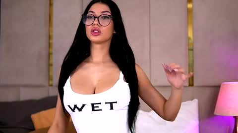 Betty online show from December 7, 4:53 am