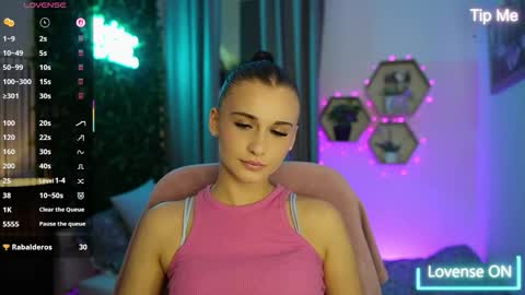 Betty Grey online show from September 28, 6:46 pm