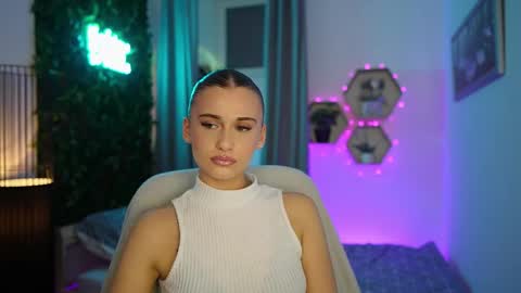 Betty Grey online show from September 20, 6:28 pm