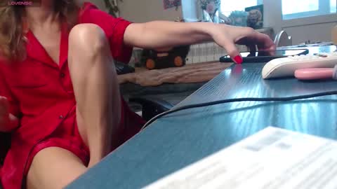 Betty online show from November 26, 8:37 am